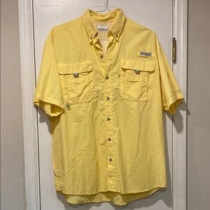 Columbia Men's Bright Yellow Fishing Shirt